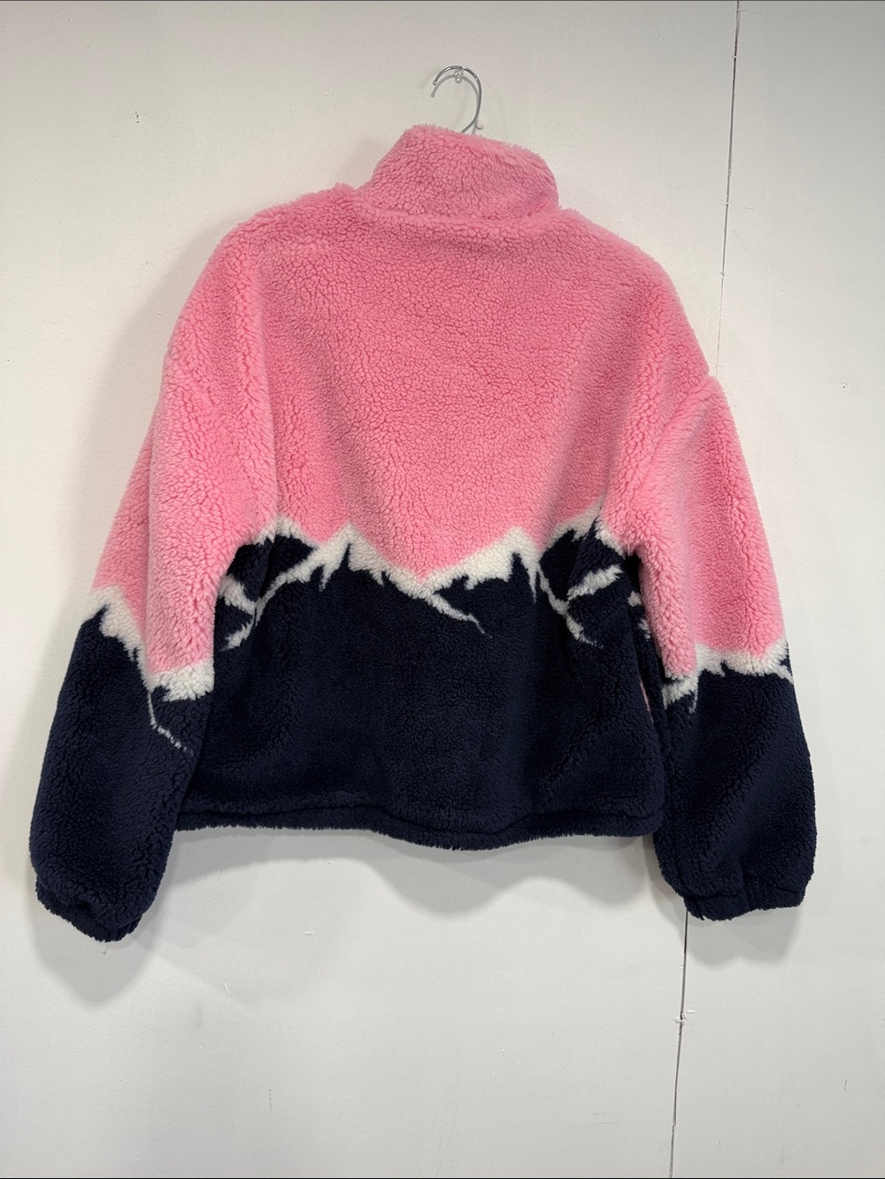 Beach Riot Leona Sherpa Snowy Peaks, Medium - Picture 6 of 12
